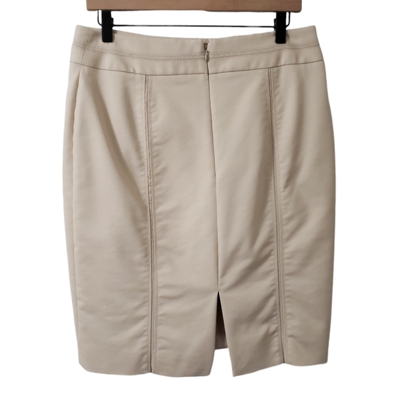 White House Black Market Perfect Form Pencil Skirt Cream Sz 10 Career Business - Picture 5 of 11